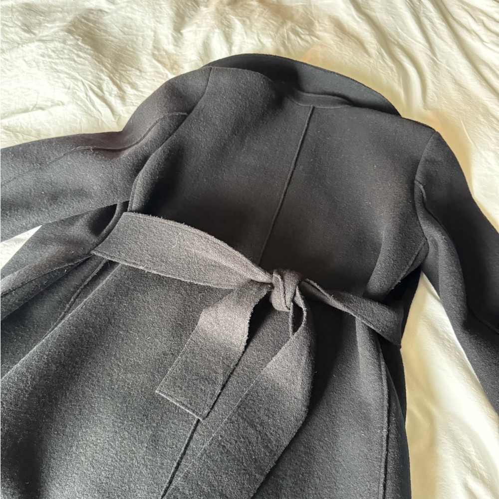Alberta Ferretti Navy Wool Satin Lined Coat size Small / 4 - Picture 13 of 13
